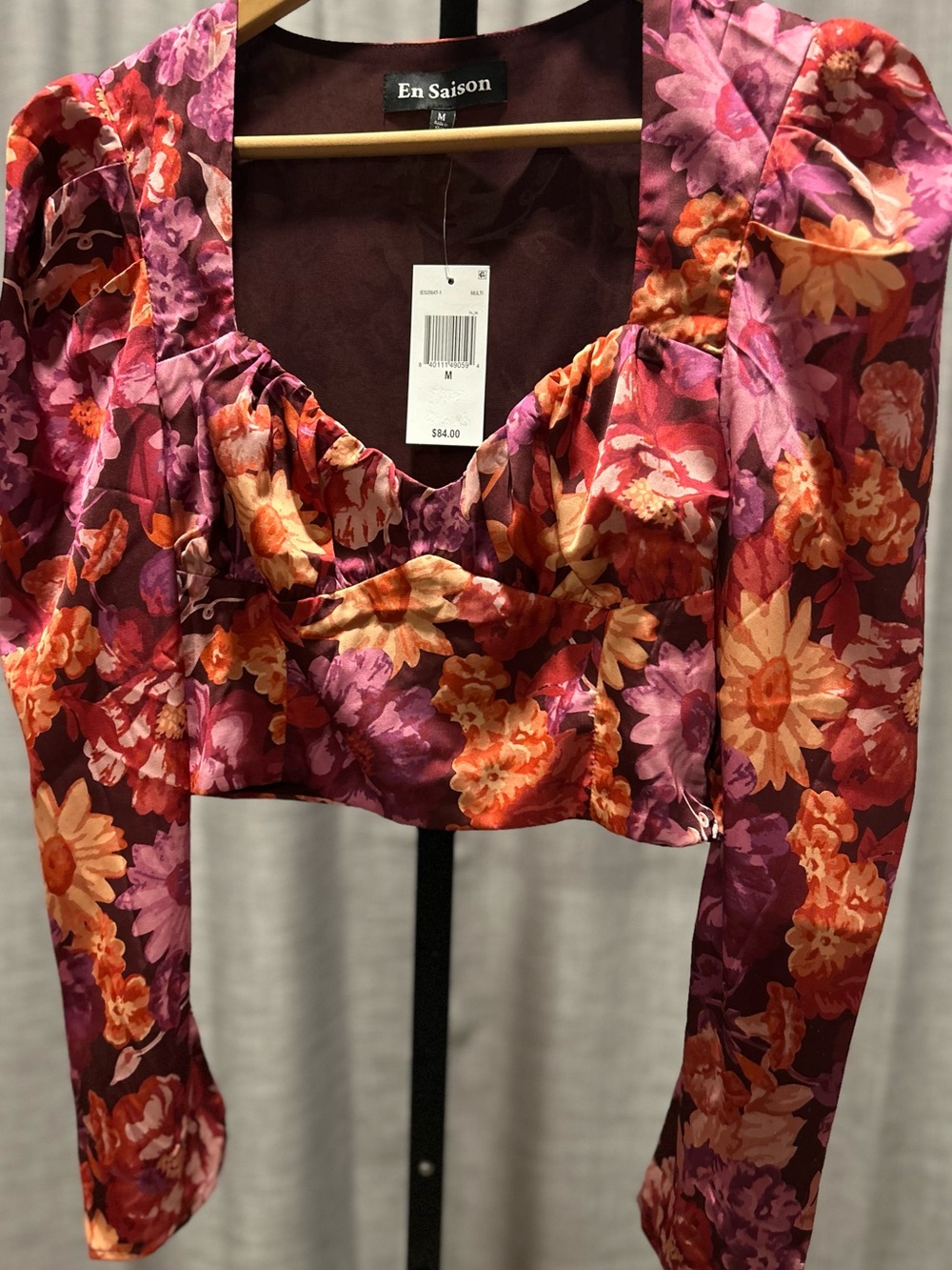 En Saison Burgundy Floral Puff-Sleeve Crop Top with Pink & Orange Blooms